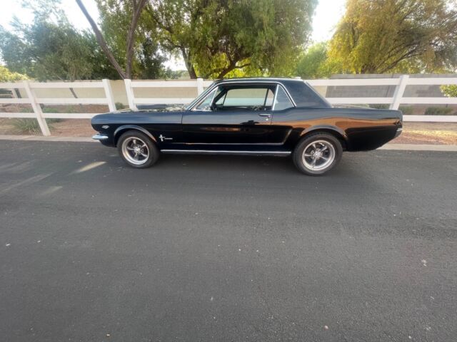 1966 Ford Mustang - photo 2