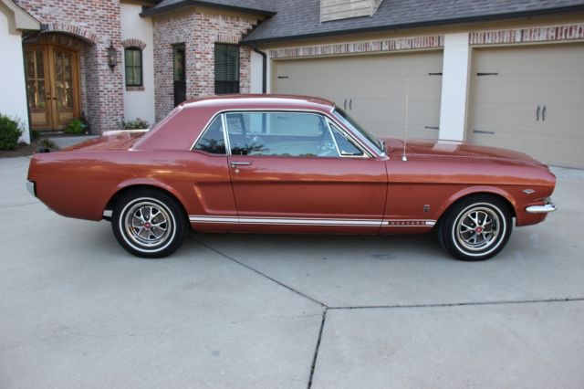 1966 Mustang GT A-code w/ A/C, power steering, and disc brakes **No reserve** 1966 Ford Mustang GT