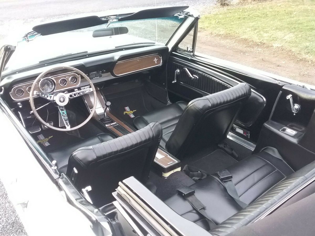 1966 Ford Mustang - photo 3