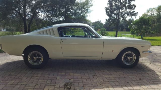 1966 Ford Mustang GT - photo 3