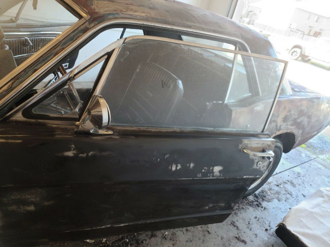 1966 Ford 2 door coupe - photo 2