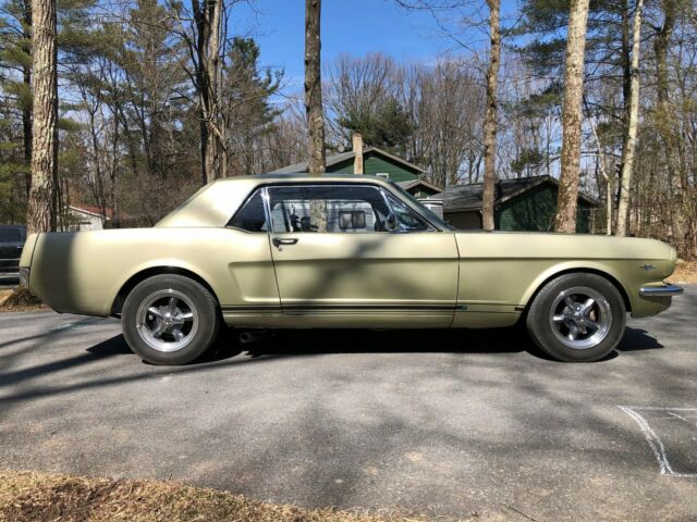 1966 Ford Mustang Base - photo 2