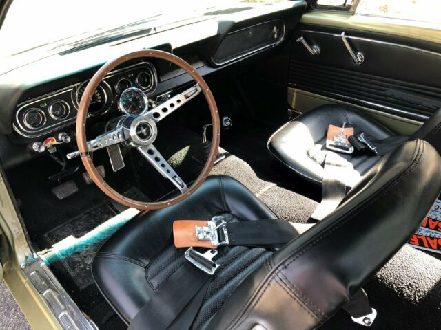 1966 Ford Mustang Base - photo 4