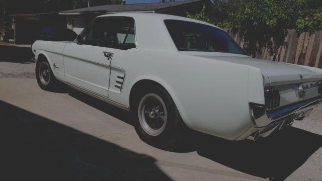 1966 Ford Mustang Deluxe - Pony - photo 3