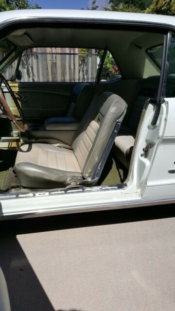 1966 Ford Mustang Deluxe - Pony - photo 6