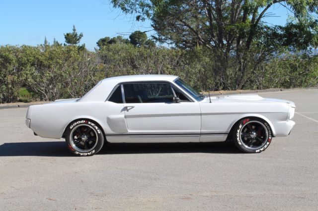 1966 Ford Mustang Restomod - photo 6