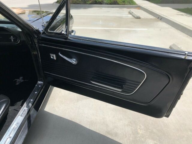 1966 Ford Mustang Gold stripes - photo 10