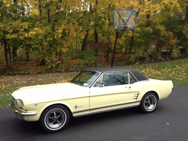 1966 Ford Mustang
