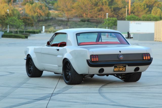 1966 Ford Mustang Widebody Pro Touring Show Car - photo 2