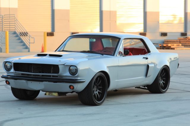 1966 Ford Mustang Widebody Pro Touring Show Car - photo 5