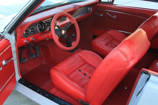 1966 Ford Mustang Widebody Pro Touring Show Car - photo 8