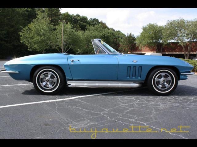 1966 Chevrolet Corvette Convertible - photo 12