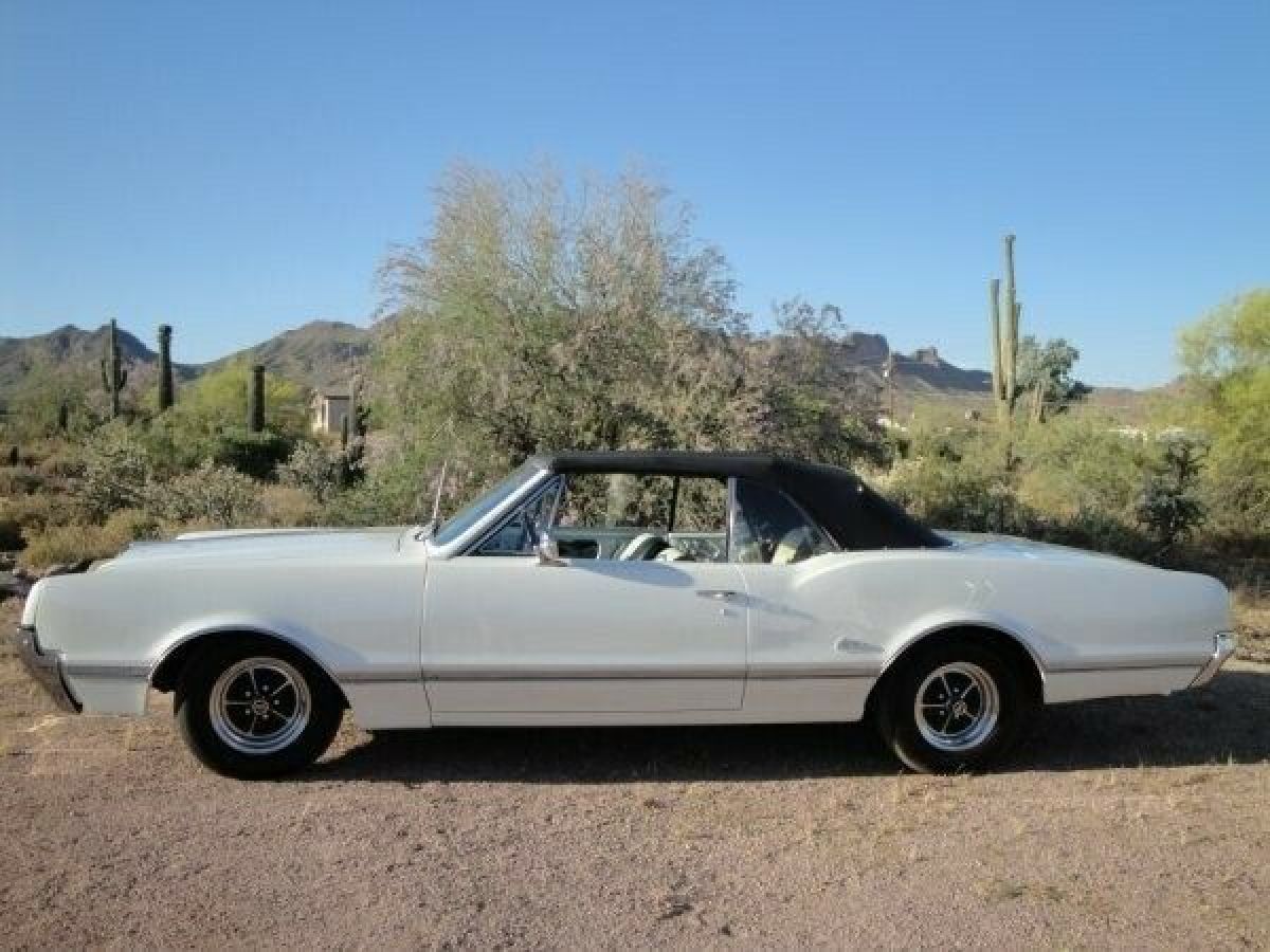1966 Olds Cutlass Convertile 1966 Oldsmobile Cutlass