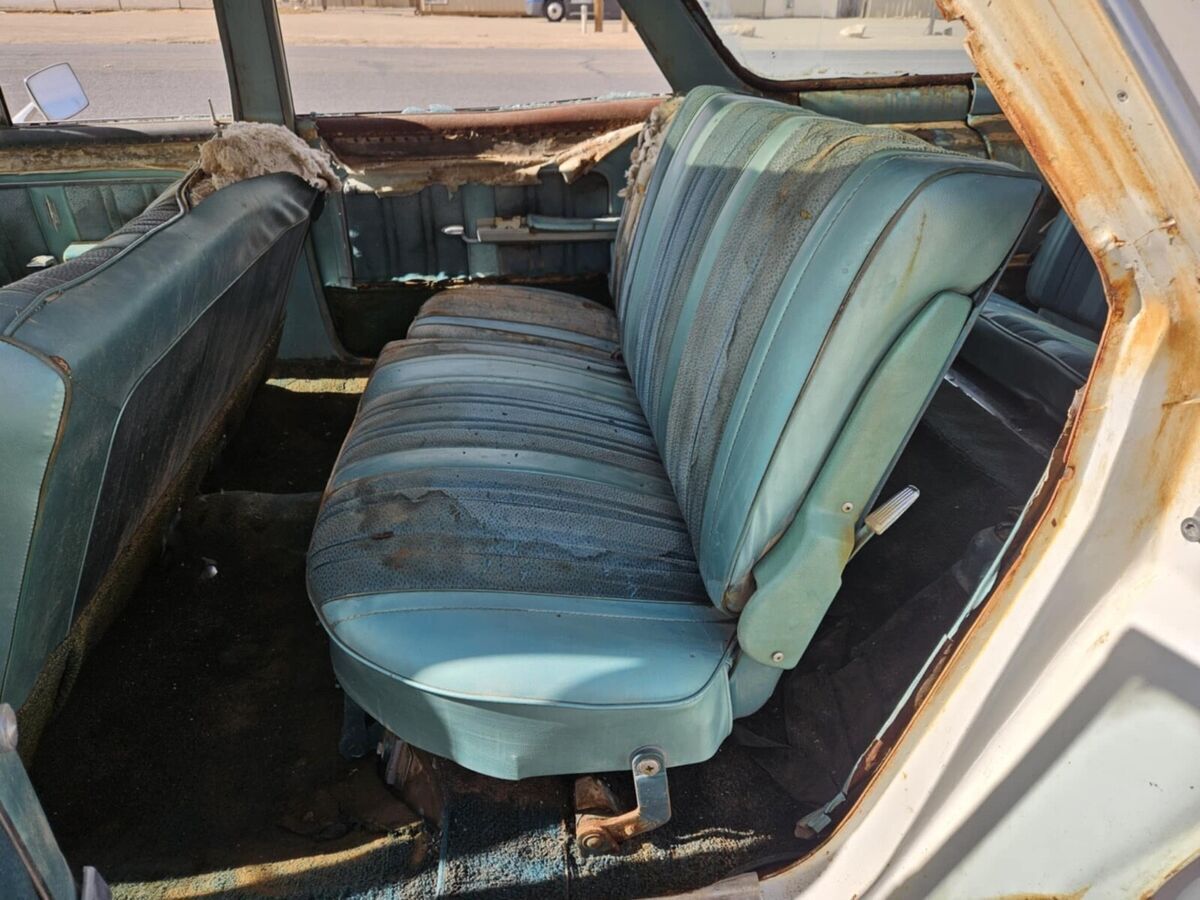 1966 Oldsmobile Custom Cruiser Vista Cruiser - photo 9