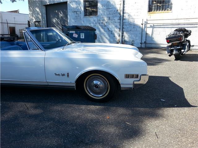 1966 Oldsmobile Ninety-Eight CONVERTIBLE - photo 3