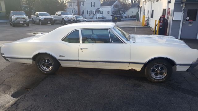 1966 Oldsmobile Cutlass - photo 3