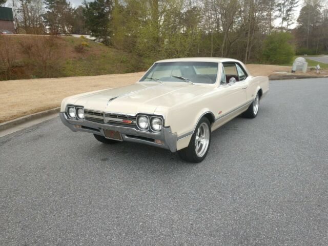 1966 Oldsmobile Cutlass - photo 8