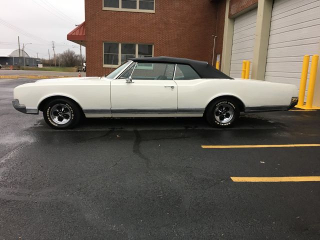 1966 Oldsmobile Cutlass 2 door - photo 3