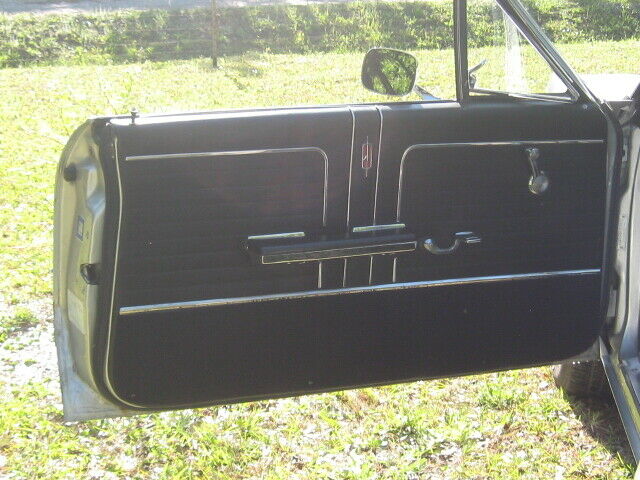 1966 Oldsmobile Cutlass convertible - photo 9