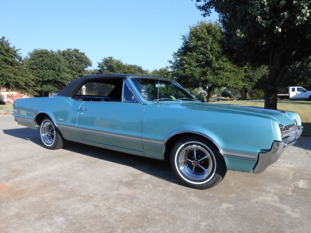 1966 Oldsmobile Cutlass Convertible - photo 3