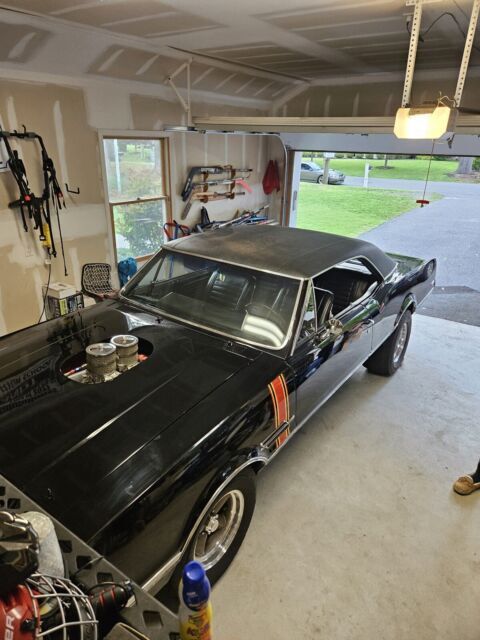 1966 Oldsmobile Cutlass Coupe Black RWD Manual 442 1966 Oldsmobile Cutlass 442
