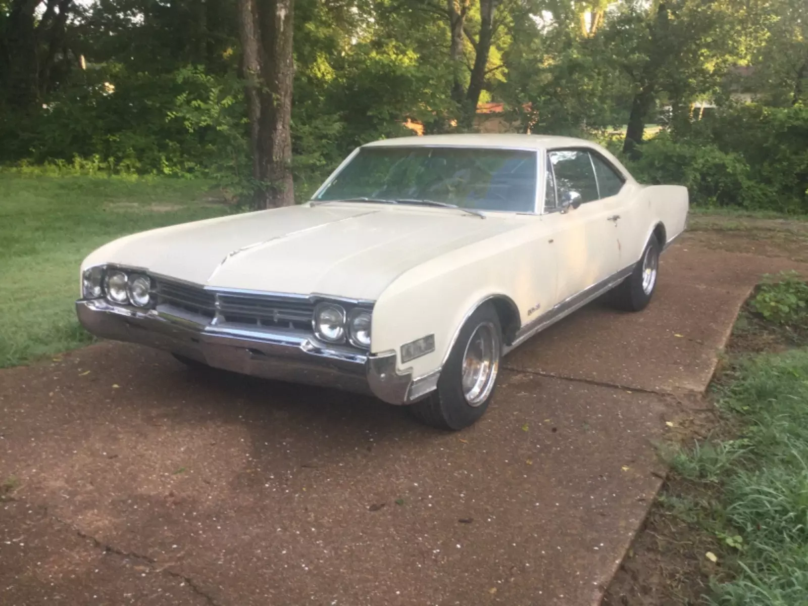 1966 Oldsmobile Delta 88 Holiday Coupe 7.0l 1966 Oldsmobile Delta 88 Holiday Coupe