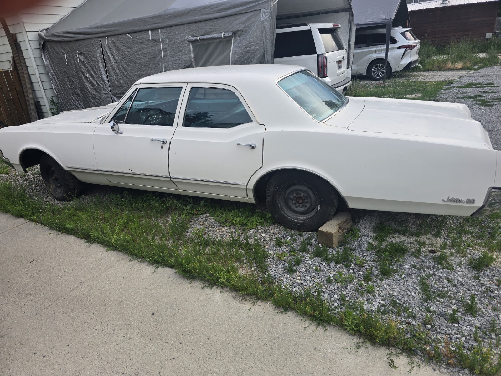 1966 Oldsmobile Jetstar 88 - photo 4