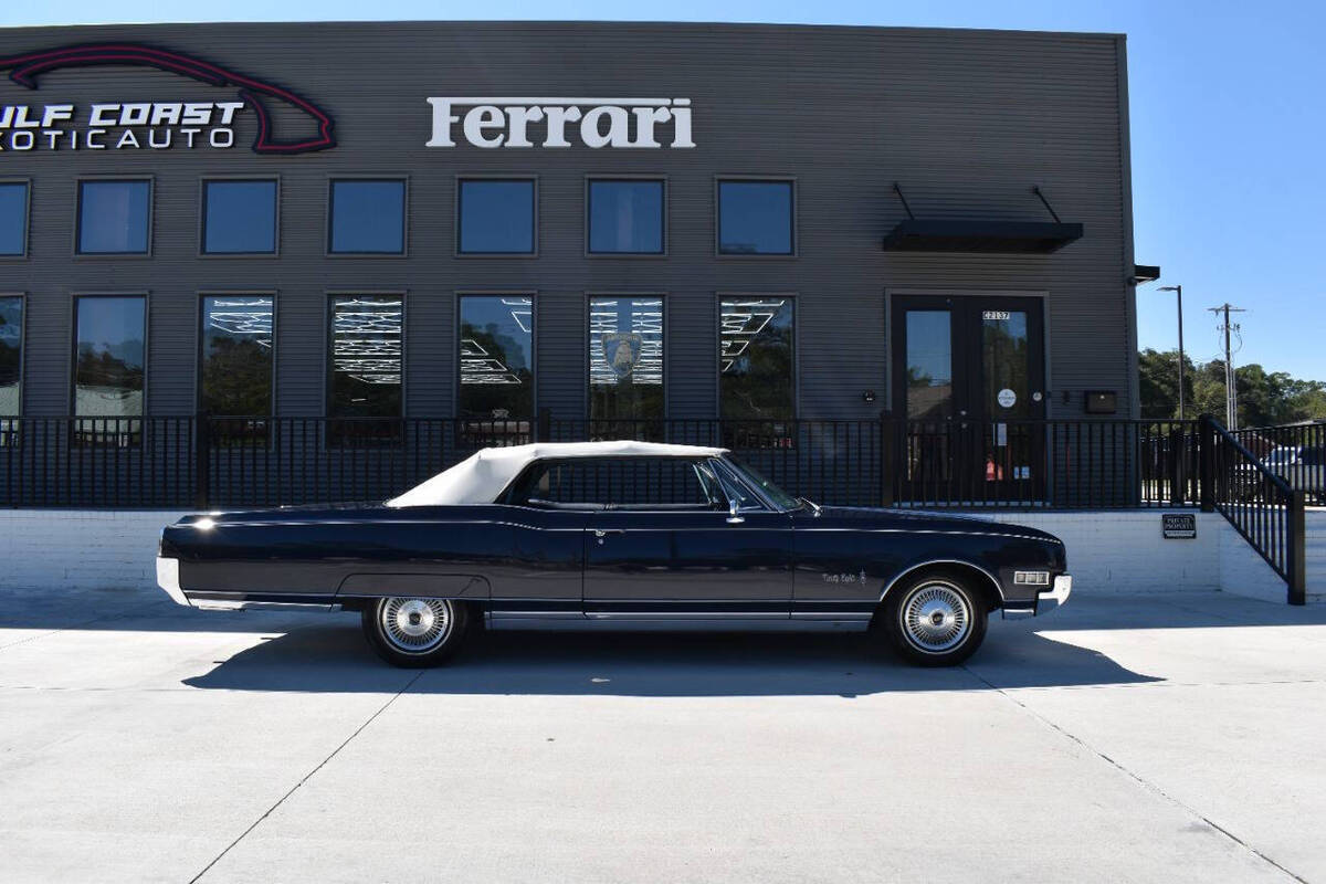 1966 Oldsmobile Ninety-Eight Convertible - photo 2