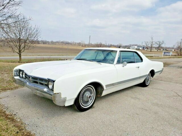 1966 Oldsmobile Starfire - photo 3