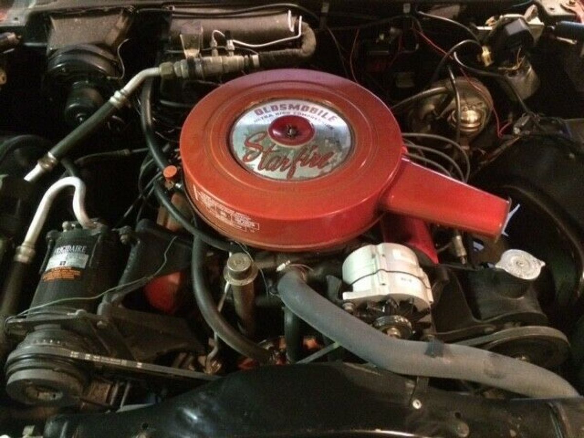 1966 Oldsmobile Starfire - photo 2