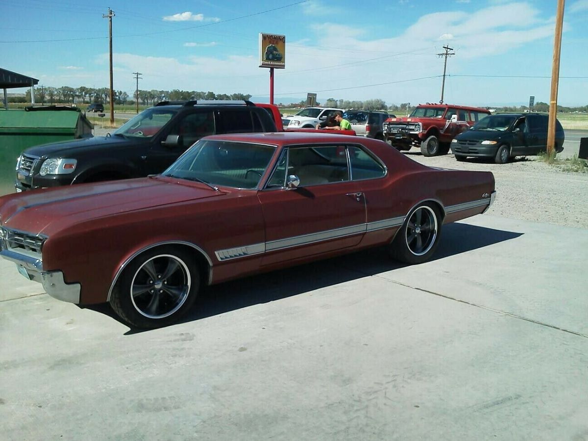 1966 Oldsmobile Starfire - photo 9