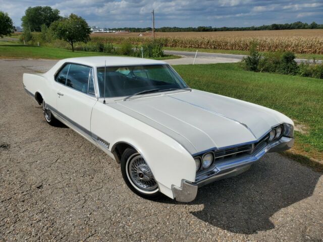 1966 Oldsmobile Starfire - photo 13