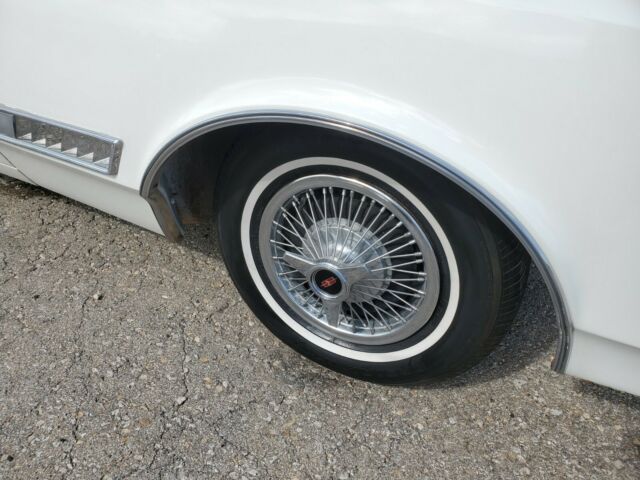 1966 Oldsmobile Starfire - photo 7