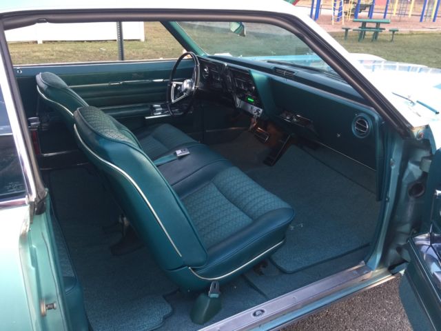 1966 Oldsmobile Toronado - photo 3