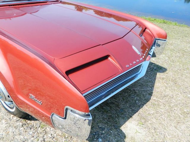 1966 Oldsmobile Toronado - photo 6