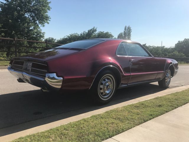 1966 Oldsmobile Toronado - photo 6