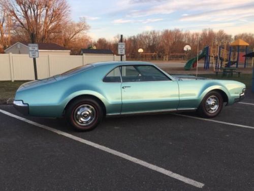 1966 Oldsmobile Toronado classic show winner rare one of a kind new paint / - photo 6