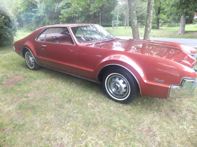 1966 Oldsmobile Toronado Deluxe - photo 3