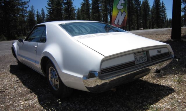 1966 Oldsmobile Toronado Deluxe - photo 4
