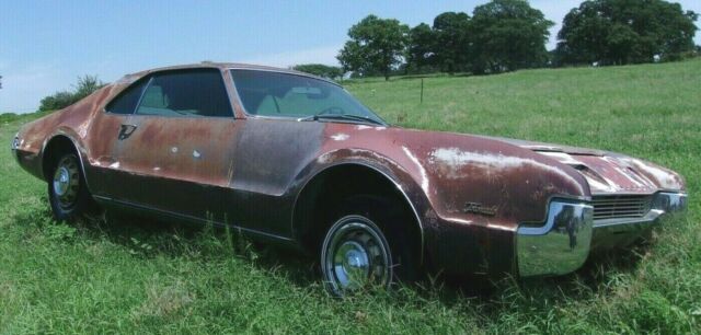 1966 Oldsmobile Toronado chrome - photo 8