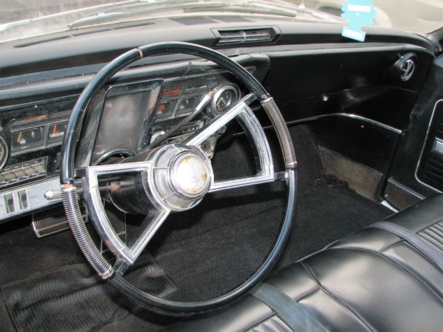 1966 Oldsmobile Toronado Standard - photo 2