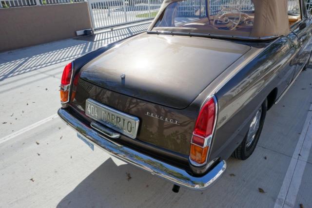 1966 Peugeot 404 C - photo 6