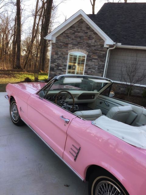1966 Ford Mustang - photo 4