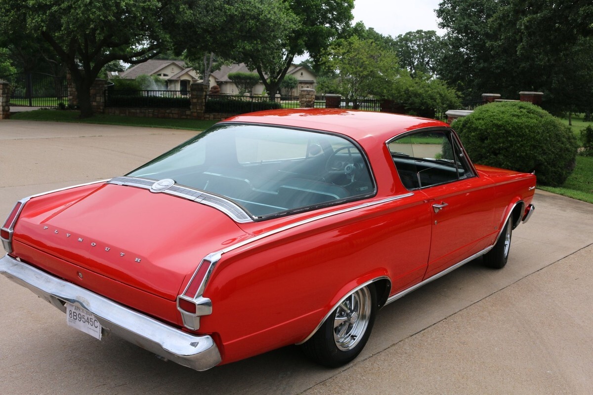 1966 Plymouth Barracuda - photo 2