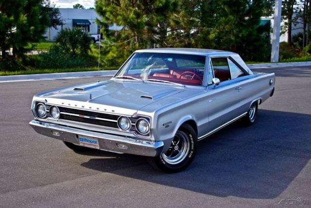1966 Plymouth Satellite GTX Clone / 440 Mopar Performance V8 / Less than 500 MILES!!! - photo 4
