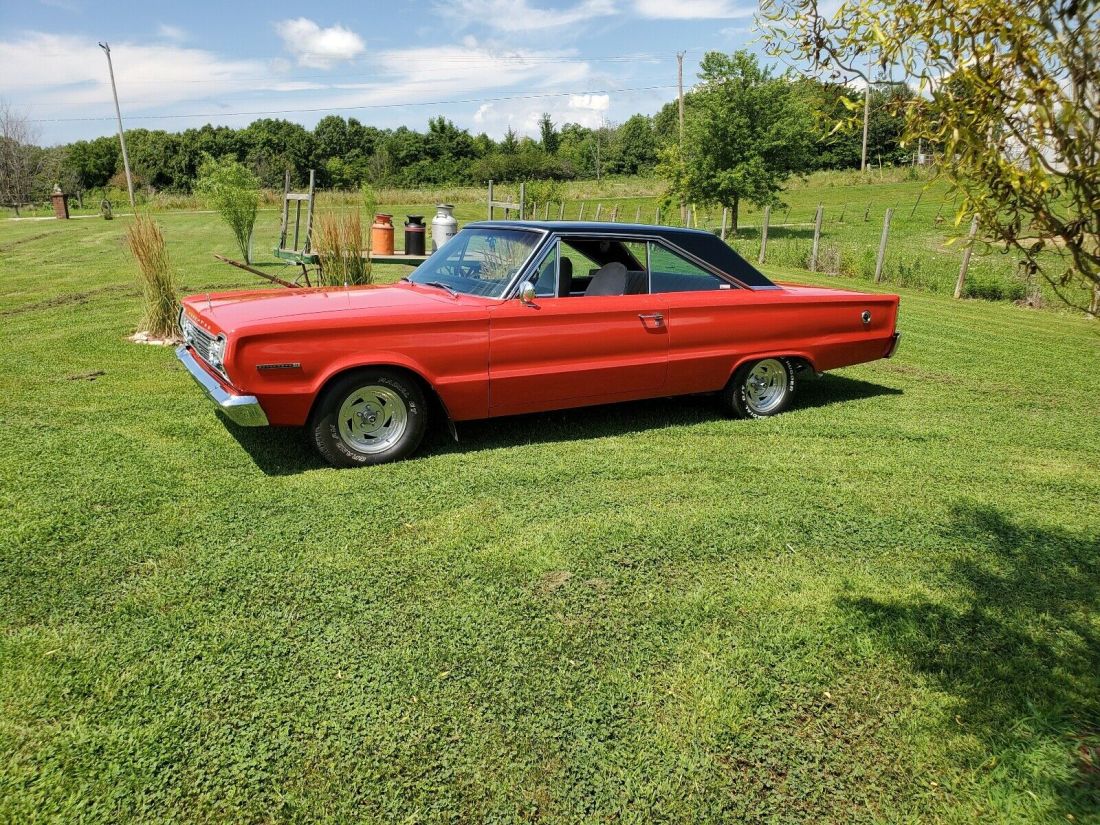 1966 Plymouth Belvedere Sedan Red RWD Manual II 1966 Plymouth Belvedere II