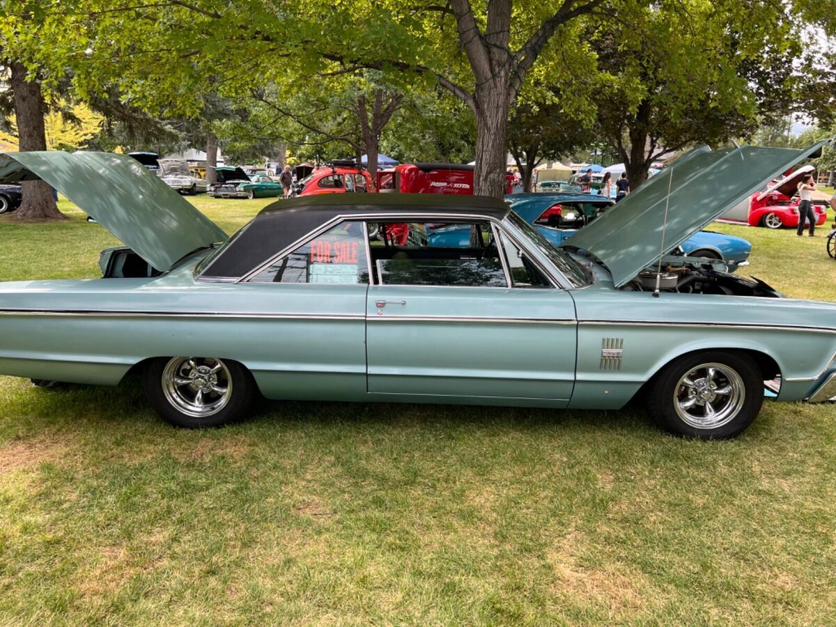1966 Plymouth Fury - photo 2