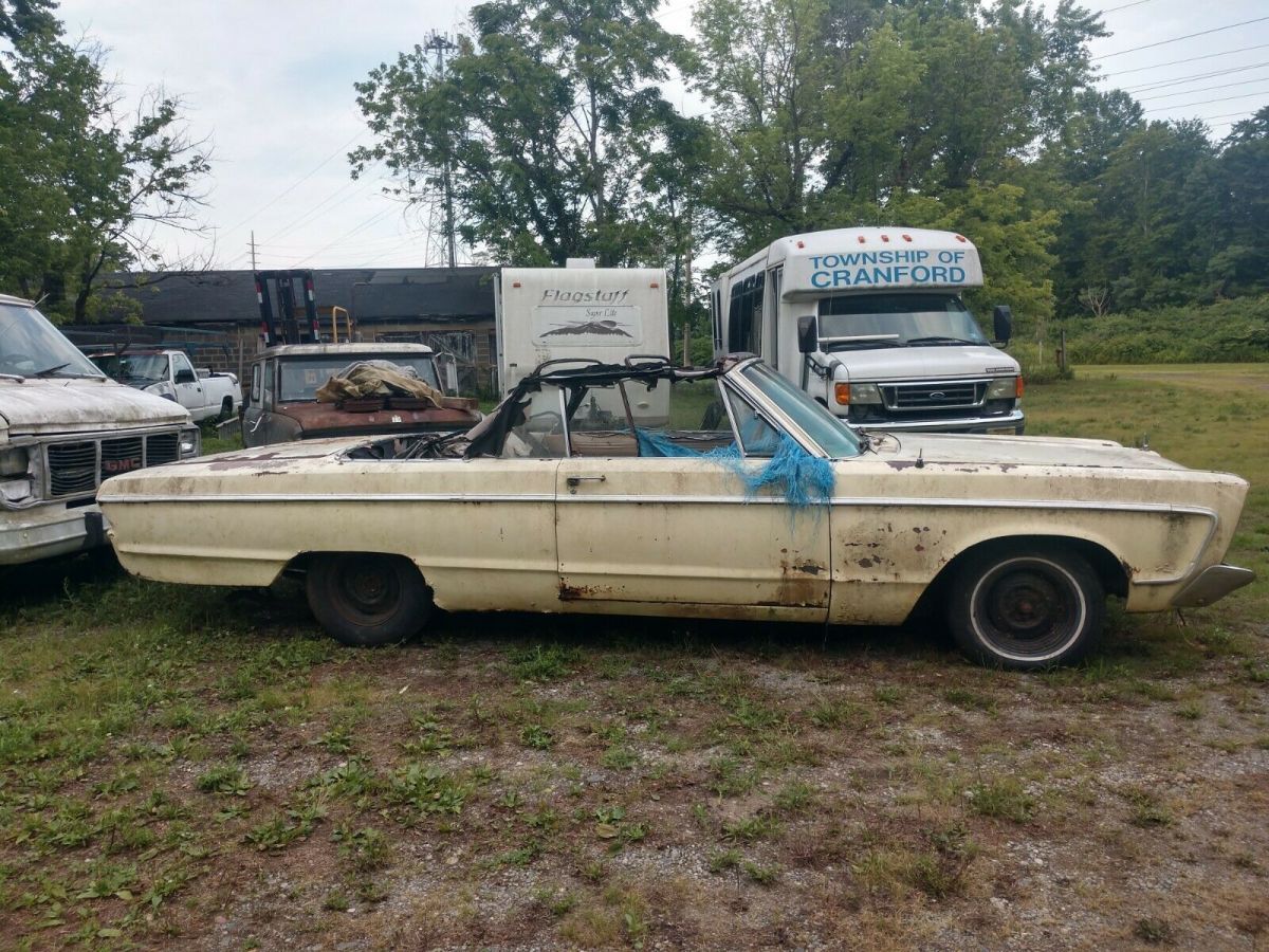1966 Plymouth Fury - photo 4