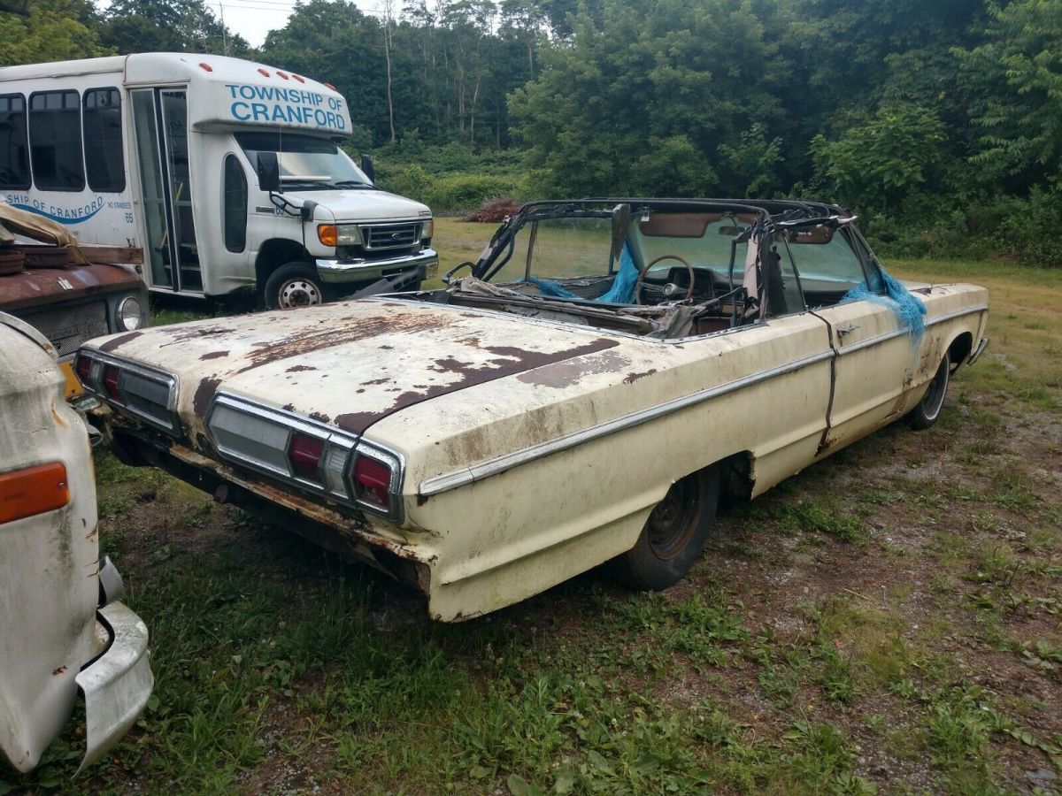 1966 Plymouth Fury - photo 5