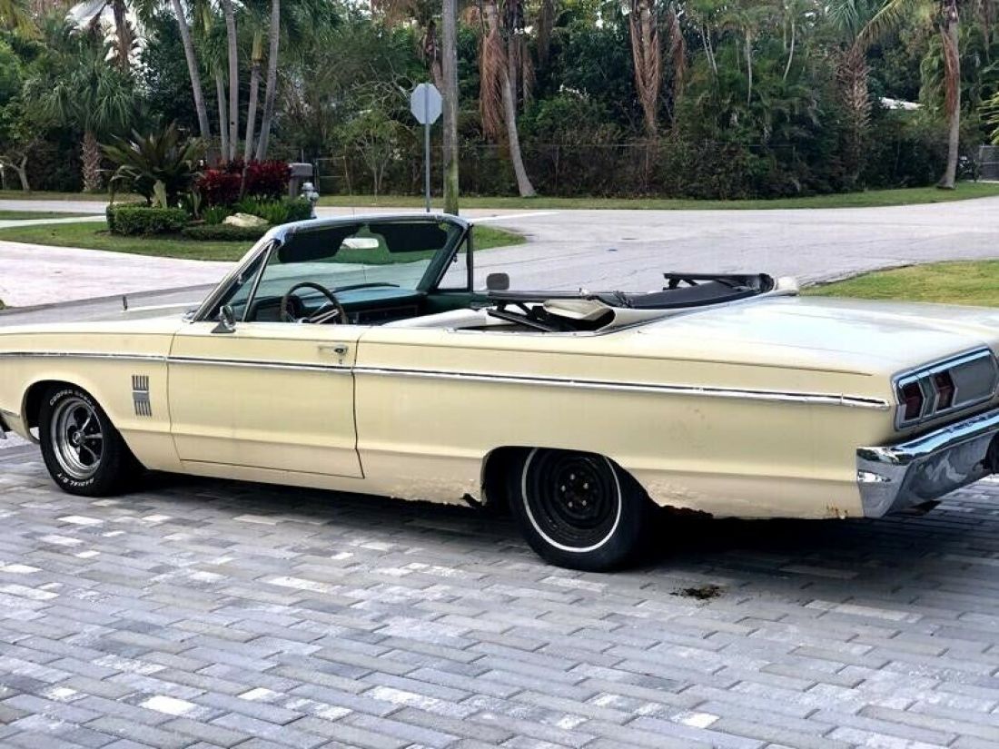 1966 Plymouth Fury III - photo 10
